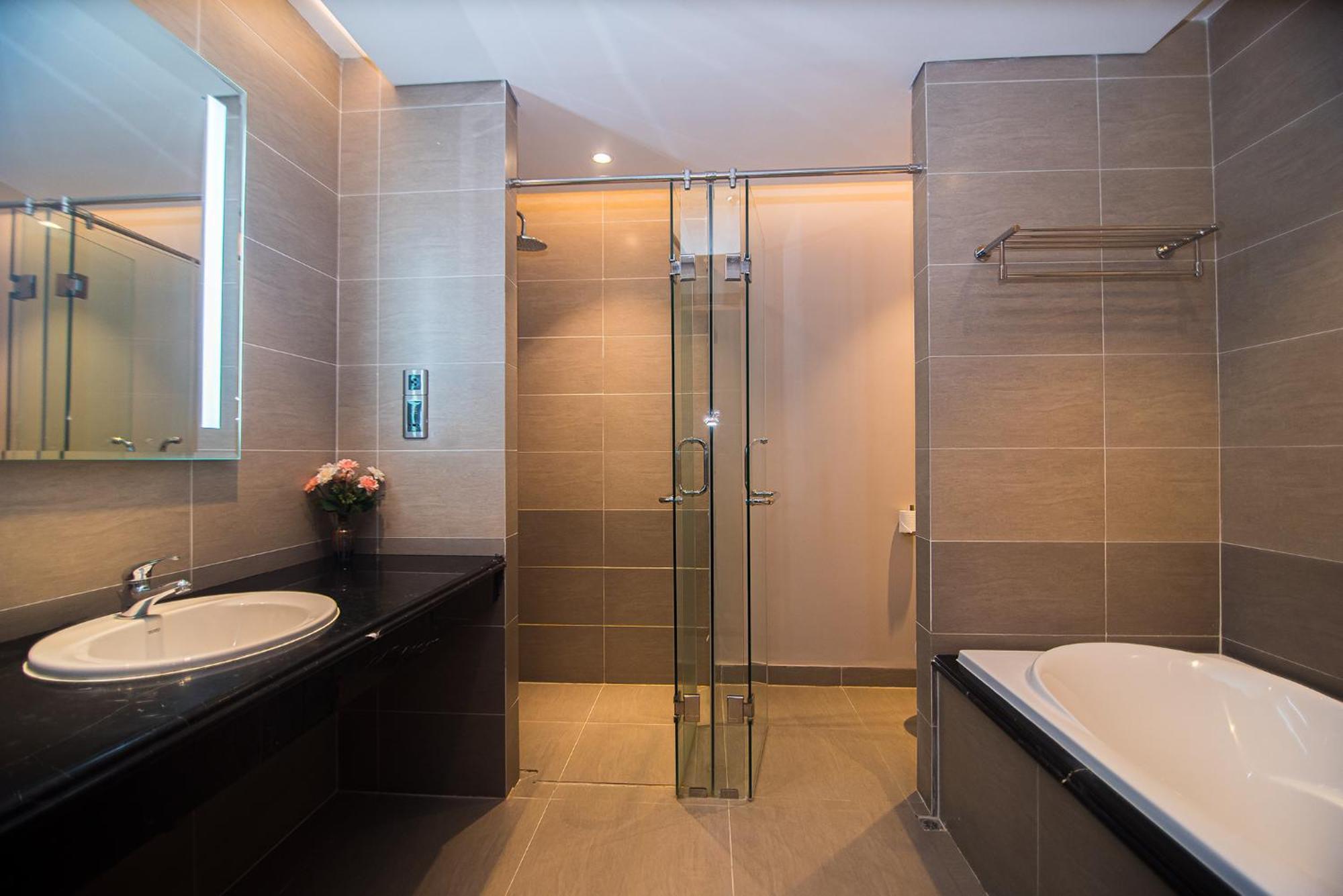 Luxury Apt Opposite Mykhe Beach Da Nang Dış mekan fotoğraf