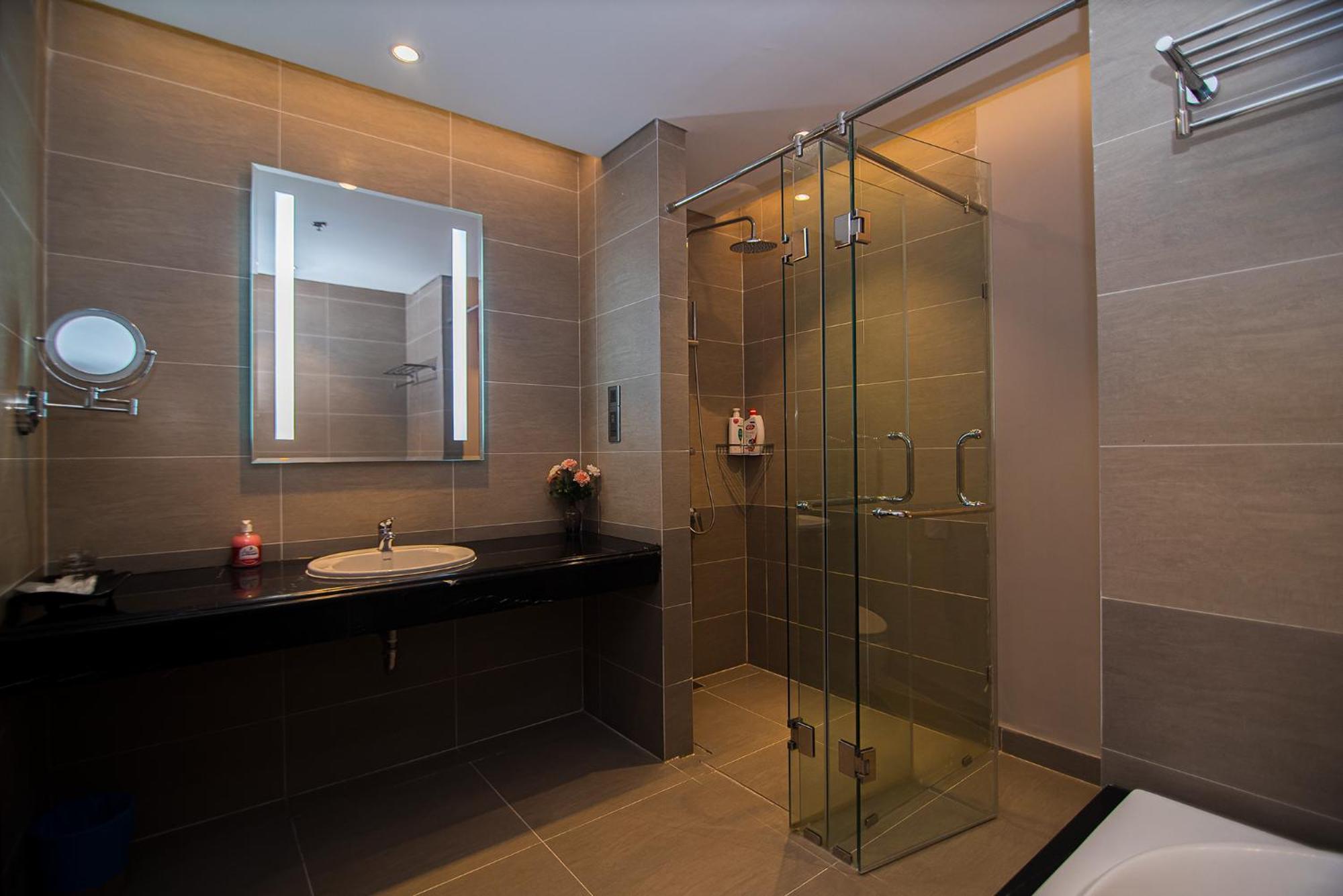Luxury Apt Opposite Mykhe Beach Da Nang Dış mekan fotoğraf